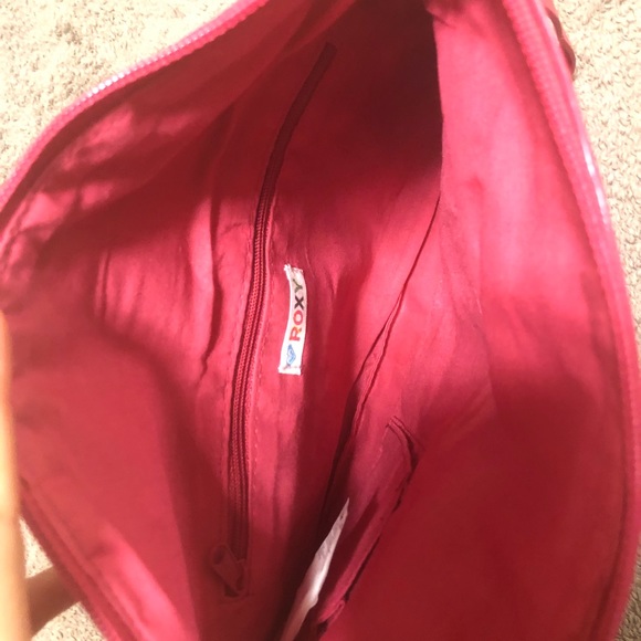 Pink Roxy clutch - Picture 4 of 6